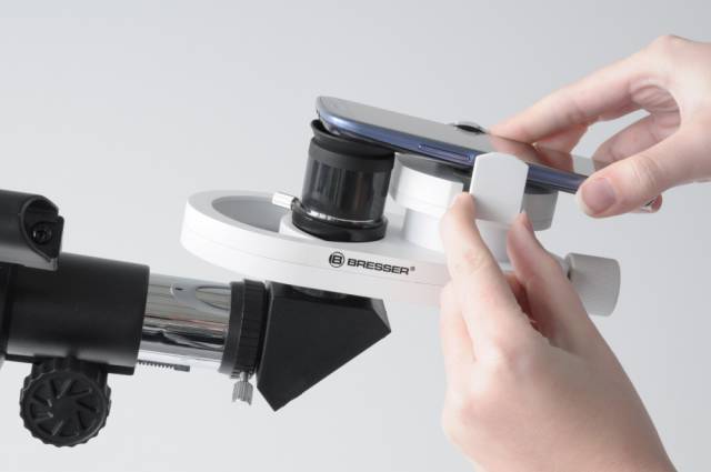 Universeller Smartphone-Kamera-Adapter